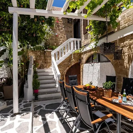 Letty's House - Old Town Luxury Mansion Rhodes City